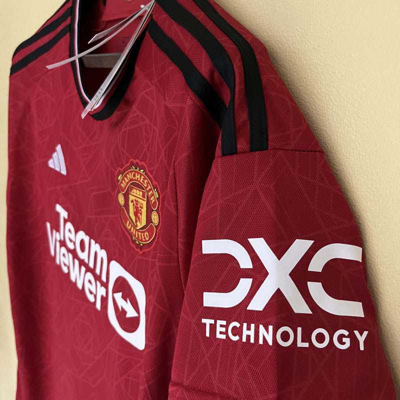 Manchester United F.C. 2023-24 Tricou Acasă Privește de aproape