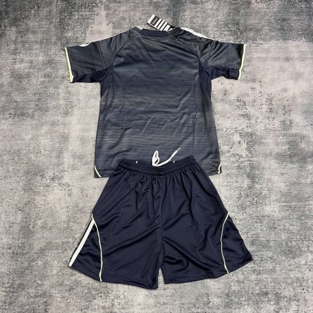 Set Fotbal Copii Real Madrid 2025-26 Tricou Deplasare Mâneca Scurtă + Pantaloni Scurți